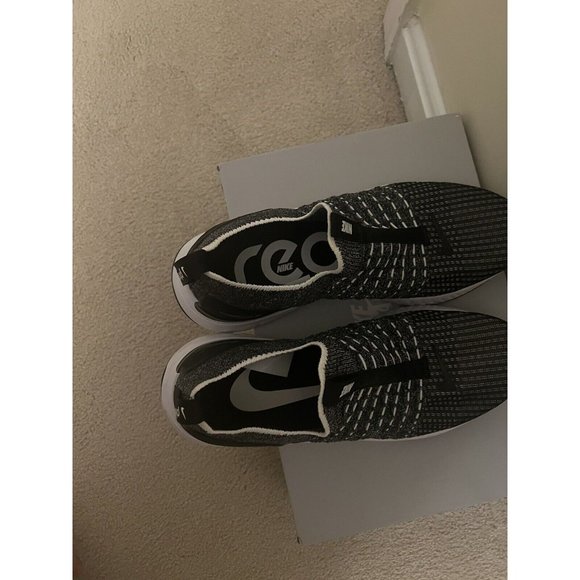 Nike React Phantom Run Flyknit 2 Men’s Size 9 Oreo Running Shoes CJ0277-003 - Picture 8 of 8